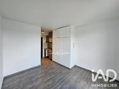 Appartement à Le Blanc-Mesnil (93150)