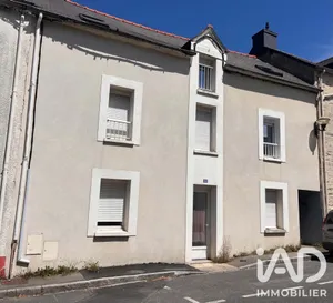 Immeuble à Saint-Nicolas-de-Redon (44460)