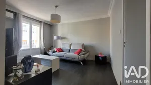 Apartment in Grenoble (38100)