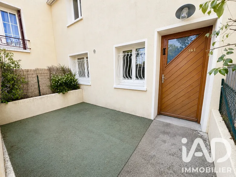 Appartement 3 pièces 55 m² · à Bouafle · 55 m² · 930 €