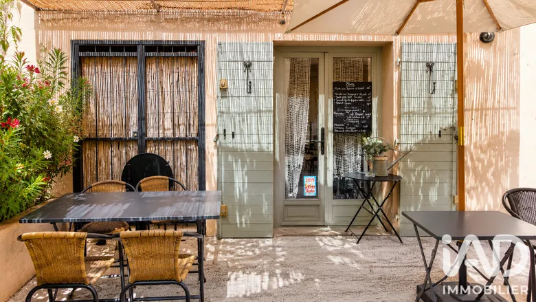 Droit au bail à Lourmarin (84160) · 52 m² · 122 000 €