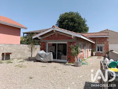 Village house in Hourtin (33990)