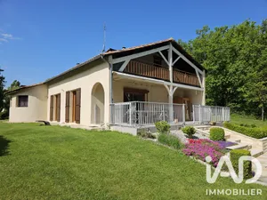 Maison d'architecte à Gageac-et-Rouillac (24240)