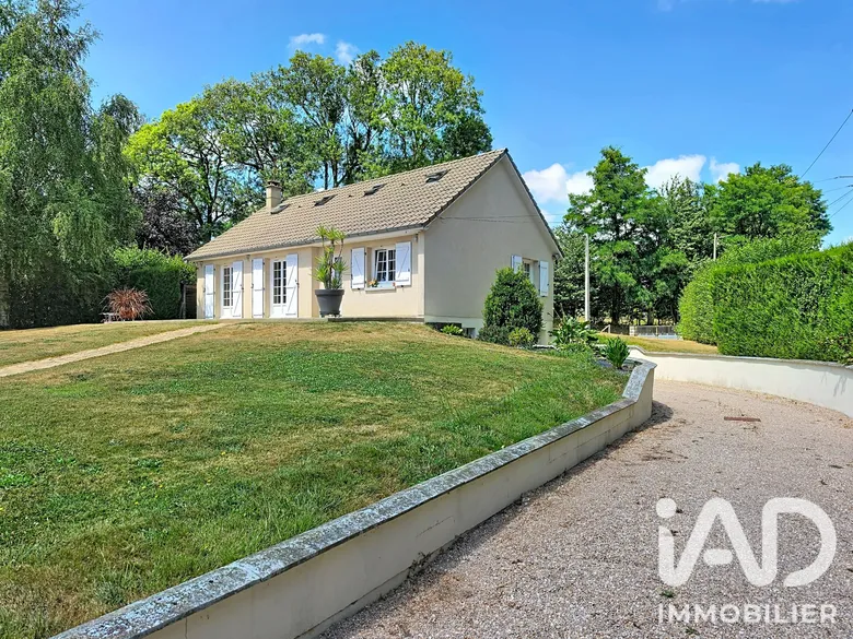 Maison 4 pièces 90 m² · à Éturqueraye · 90 m² · 220 000 €