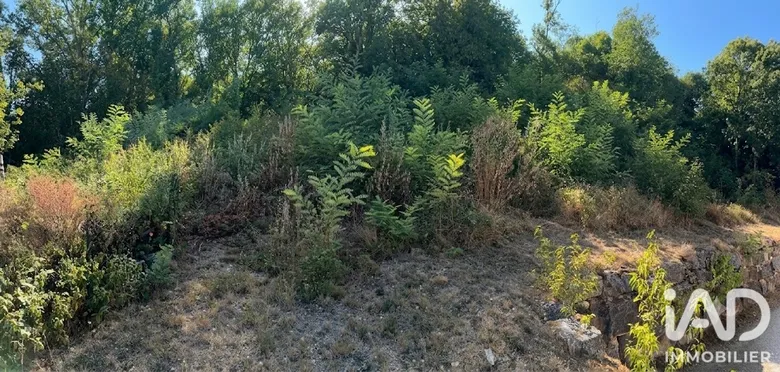Terrain à Pradines (46090) · 49 000 €