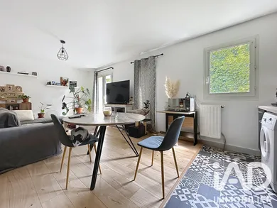 Apartment in Melun (77000)