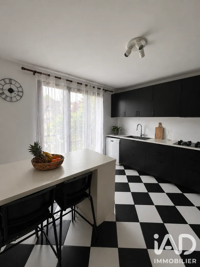 Maison 5 pièces 143 m² · à Noisy-le-Sec · 143 m² · 493 000 €