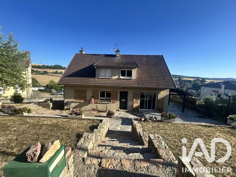 Maison 6 pièces 195 m² · à Curgy · 195 m² · 235 000 €