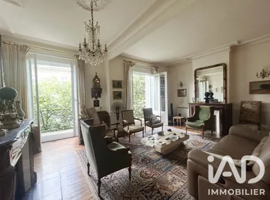 Apartment in Bordeaux (33000)