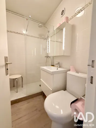 Studio à Saint-Mandé (94160)