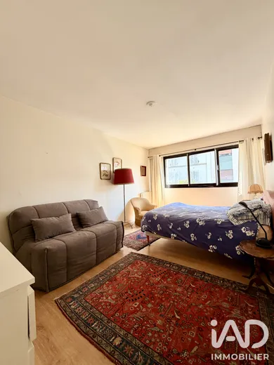 Studio à Saint-Mandé (94160)