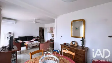 Apartment in Toulon (83000)