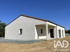 Maison de campagne à Loge-Fougereuse (85120)