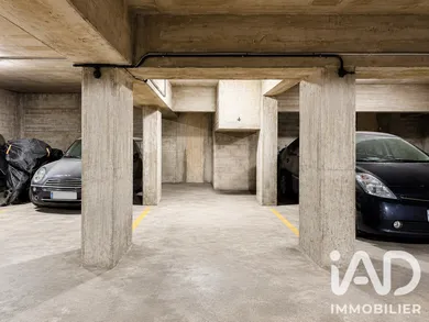Parking in Paris (75006)