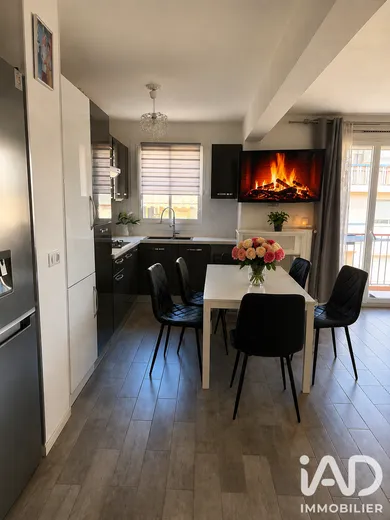 Apartment in Golfe-Juan (06220)