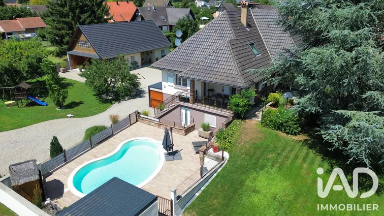 Maison 14 pièces 300 m² · à Artolsheim · 300 m² · 950 000 €