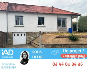 House in La Châtaigneraie (85120)