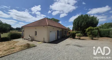Detached house in Montboucher (23400)