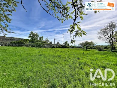 Land in Peaugres (07340)