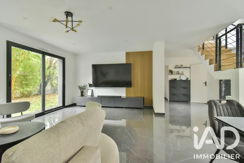 Maison 7 pièces 159 m² · à Soisy-sous-Montmorency · 159 m² · 839 000 €