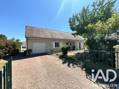 Traditional house in Saint-Loup-de-Varennes (71240)