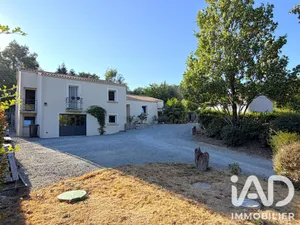 Maison à Cheffois (85390)