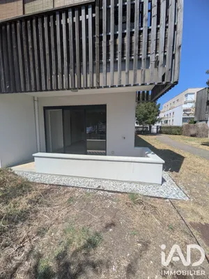 Apartment in Villenave-d'Ornon (33140)
