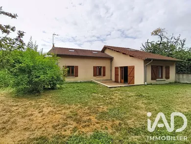 Maison à Vouziers (08400)