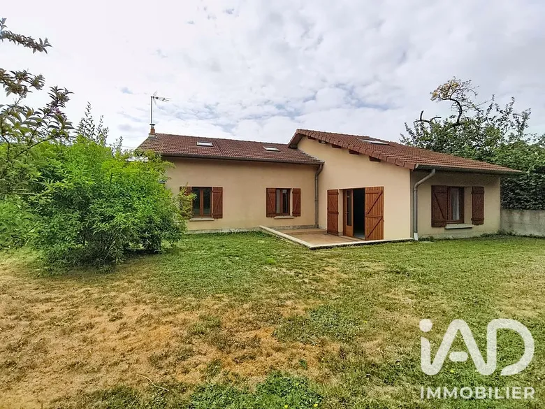 Maison 6 pièces 149 m² · à Vouziers · 149 m² · 195 000 €