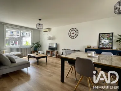 Townhouse in Orléans (45000)