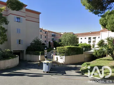 Garage à Fréjus (83600)