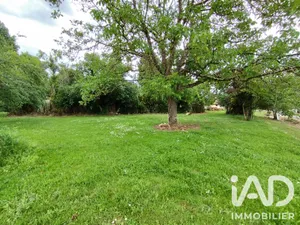 Building plot in MONTCARET (24230)