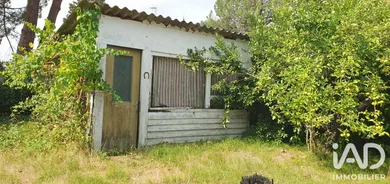 Maison à Saint-Julien-en-Born (40170)
