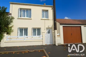House in Rochefort (17300)