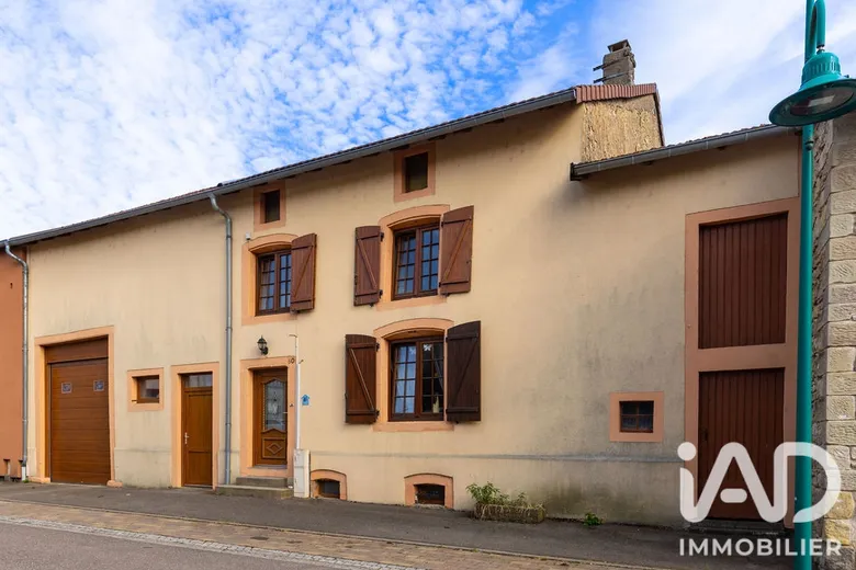 Maison 6 pièces 178 m² · à Brettnach · 177,5 m² · 155 000 €