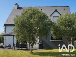 House in Saint-Coulomb (35350)