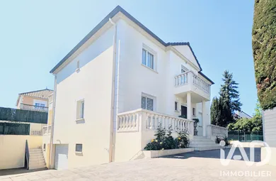 House in Cormontreuil (51350)
