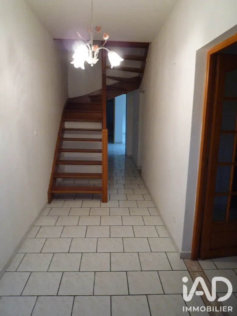 Maison 5 pièces 175 m² · à Maretz · 175 m² · 160 000 €