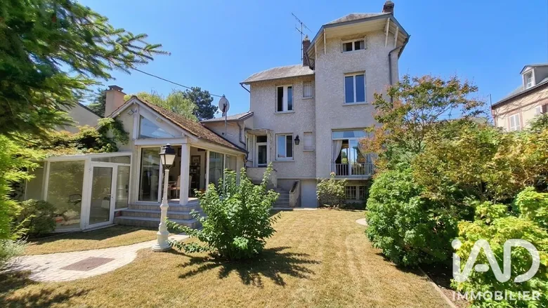 Maison 5 pièces 155 m² · à Dreux · 155 m² · 388 000 €