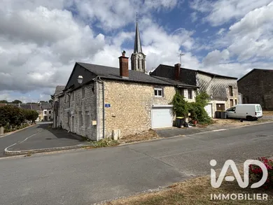 Maison de village à Thin-le-Moutier (08460)