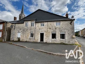Maison de village à Thin-le-Moutier (08460)