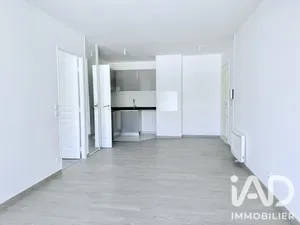 Apartment in Neuilly-Plaisance (93360)