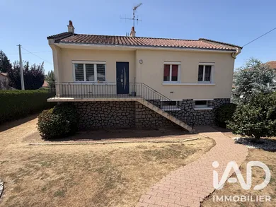 Maison à Secondigny (79130)