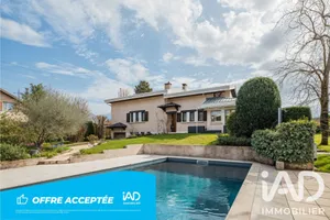 Maison d'architecte à Moirans (38430)