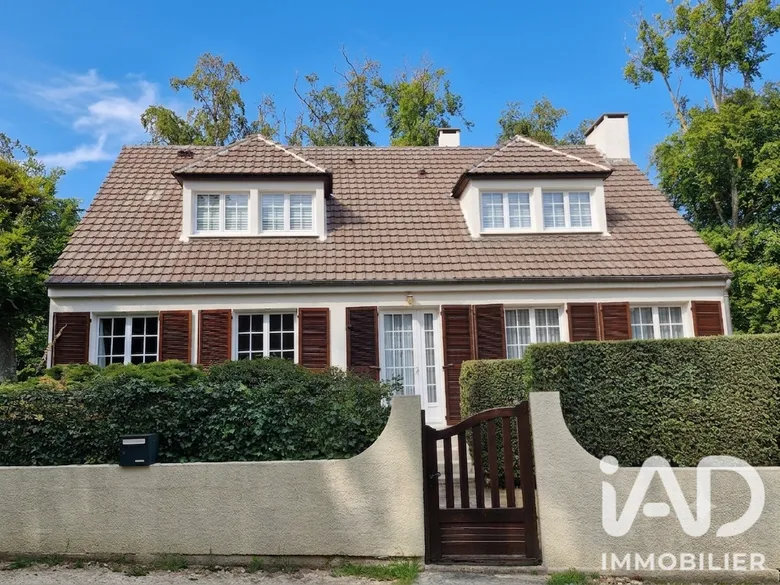 Maison 9 pièces 148 m² · à Gouvieux · 148 m² · 550 000 €