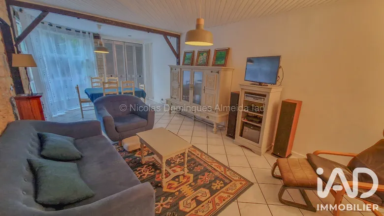 Appartement 4 pièces 93 m² · à Évry · 93 m² · 198 000 €