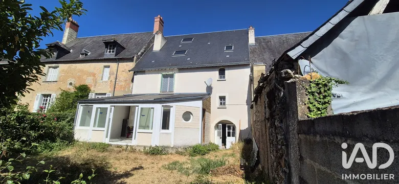 Maison 7 pièces 172 m² · à Saint-Christophe-sur-le-Nais · 172 m² · 167 000 €