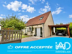 Maison traditionnelle à Saint-Jean-de-la-Ruelle (45140)