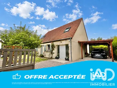 Maison traditionnelle à Saint-Jean-de-la-Ruelle (45140)