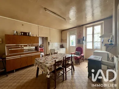 Maison de village à CHOISY EN BRIE (77320)